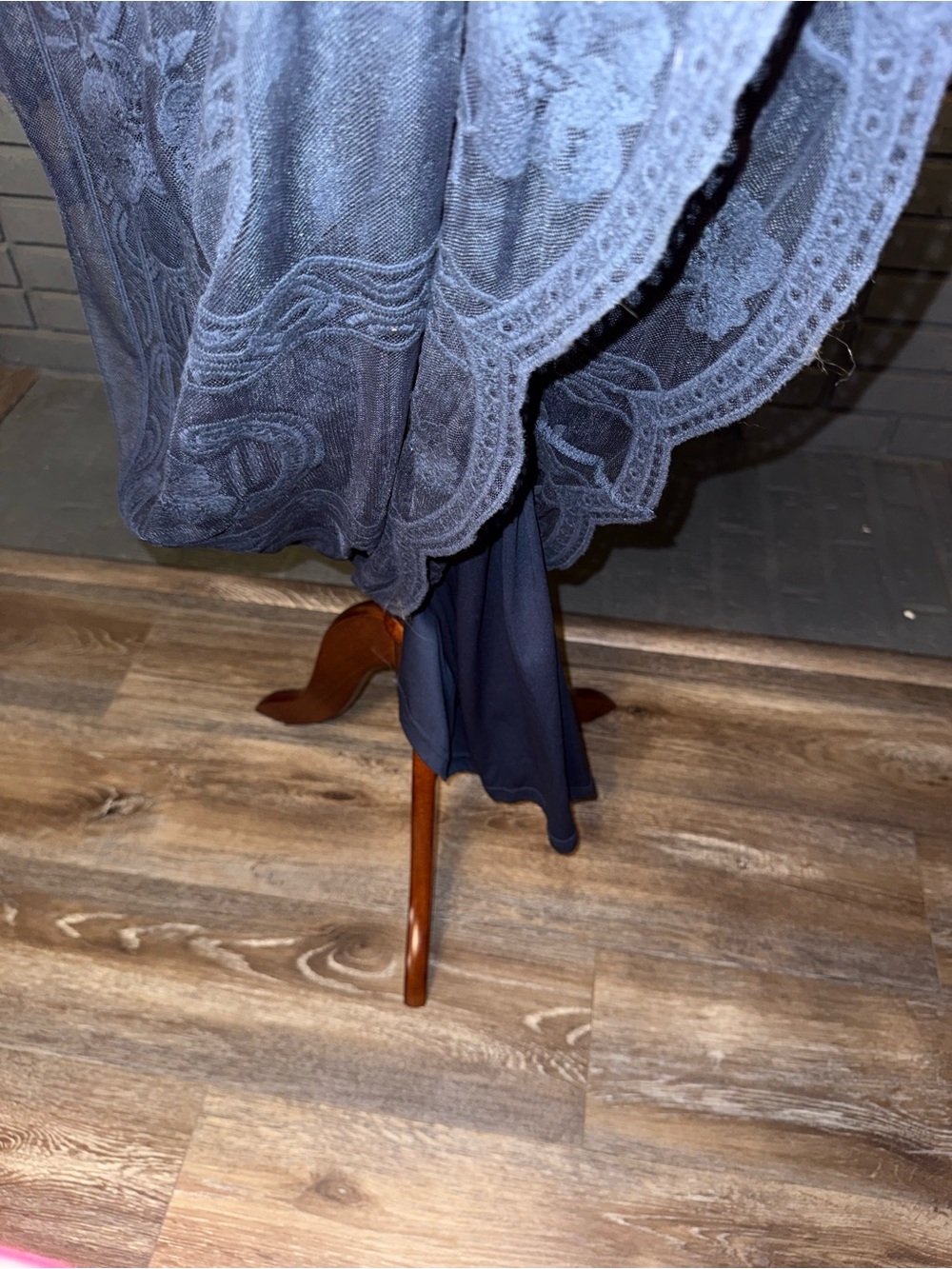 Navy Lace V-Neck Maxi Dress - Picture 6 of 10